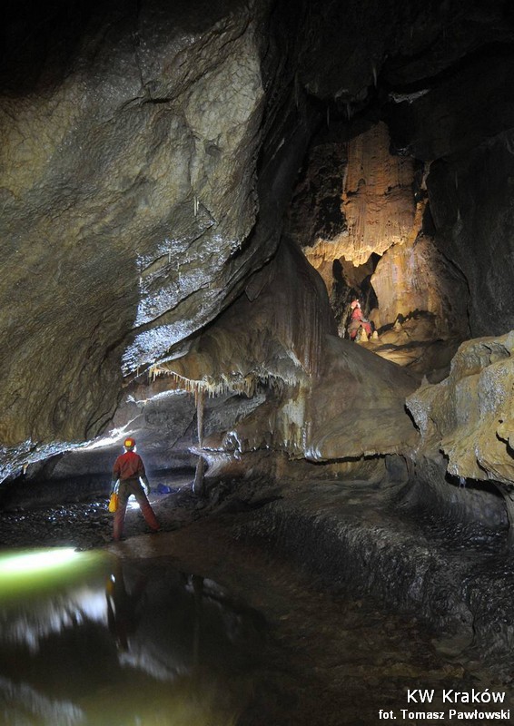jaskinie