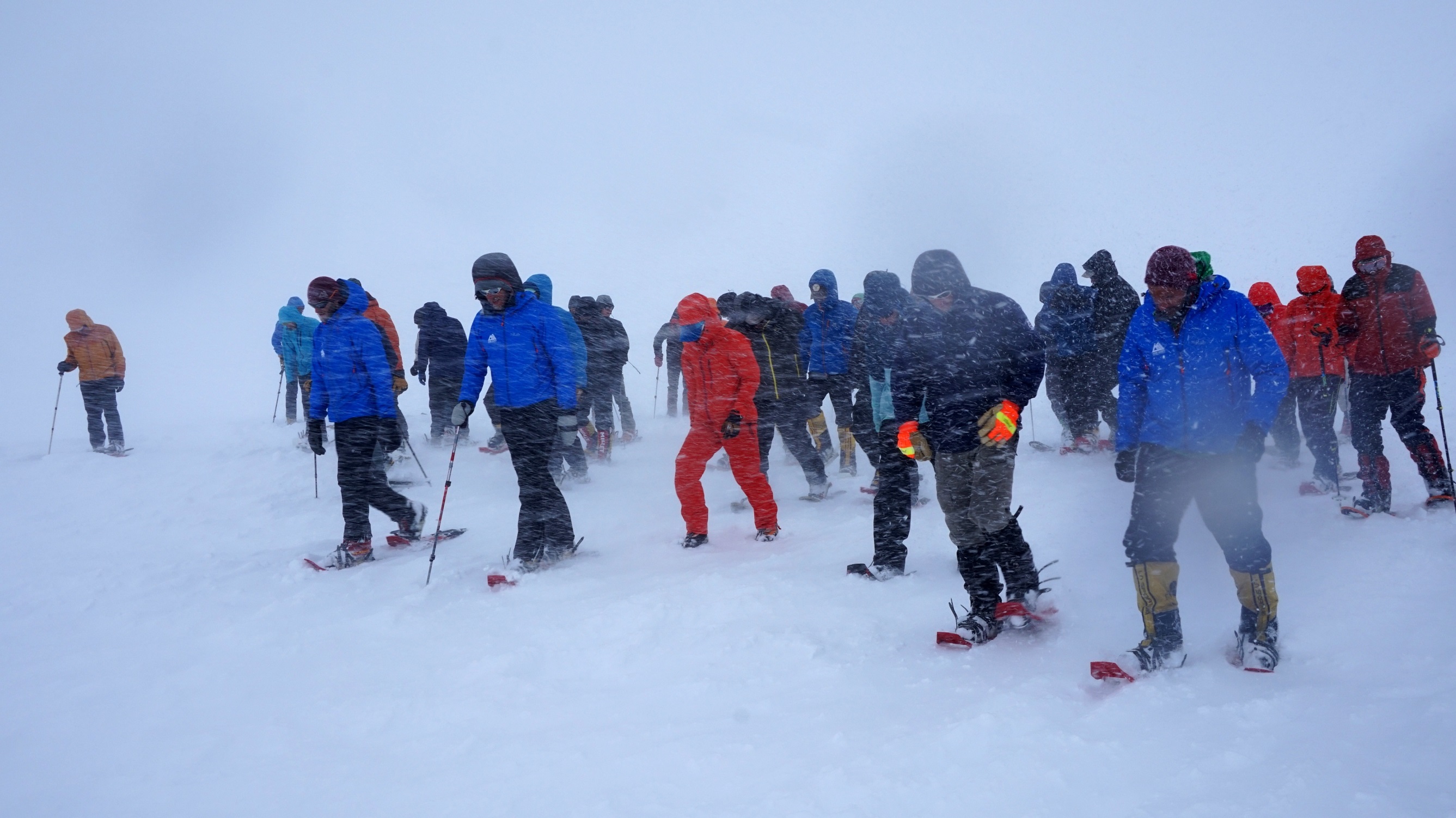 Udeptywanie pasa startowego w Base Camp